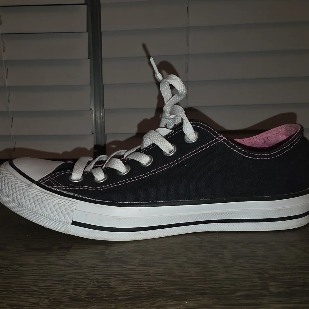 Converse Women's Sneakers in Black and Pink Plaid - Picture 5 of 7